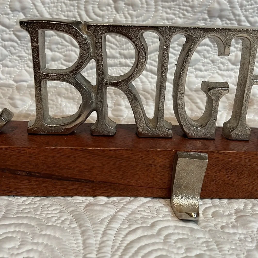 Merry & Bright stocking‎ holder